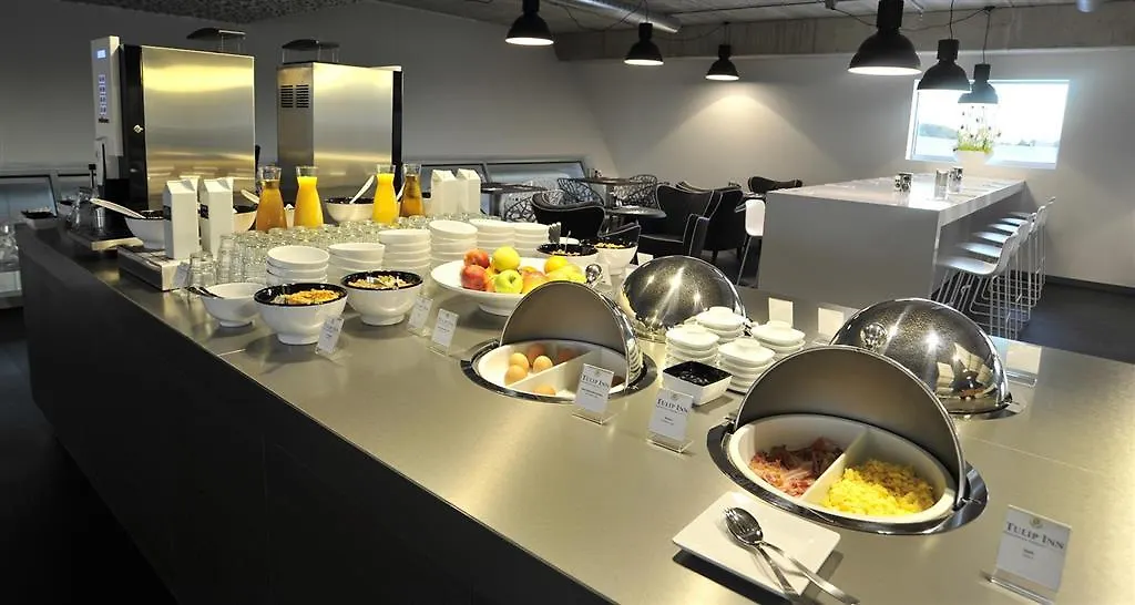 Tulip Inn Eindhoven Airport מלון